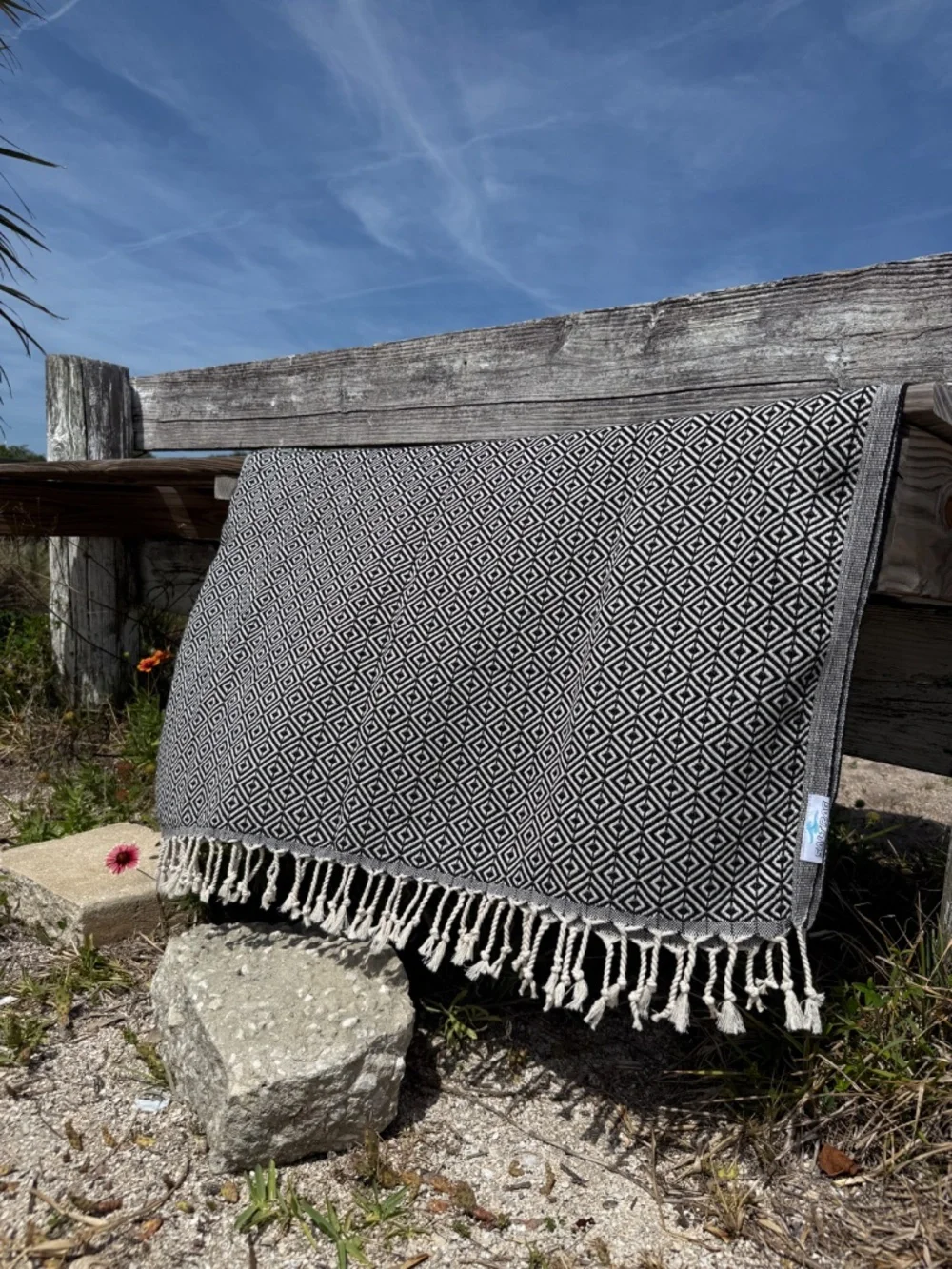 Sandbar Rag Black — Salt Rag™ Sand-Resistant Turkish Beach Towel